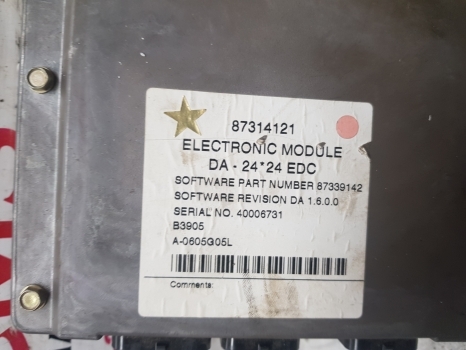 New Holland Case Tsa, Mxu Series Tranmission Control Edc Ecu 87314121, 51562982 - Centralina electrónica para Trator: foto 2 New Holland Case Tsa, Mxu Series Tranmission Control Edc Ecu 87314121, 51562982 - Centralina electrónica para Trator: foto 2