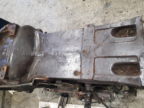 New Holland Fiat Ford L95 Transmission Assy 5166741, 5167174, 47132243, 5172780 - Caixa de velocidade para Trator: foto 3 New Holland Fiat Ford L95 Transmission Assy 5166741, 5167174, 47132243, 5172780 - Caixa de velocidade para Trator: foto 3