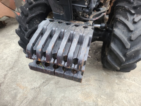 New Holland T4, T4000, Tn T4.90 V Case Quantum Series Front Weight Kit 5199312, - Contrapeso: foto 4 New Holland T4, T4000, Tn T4.90 V Case Quantum Series Front Weight Kit 5199312, - Contrapeso: foto 4