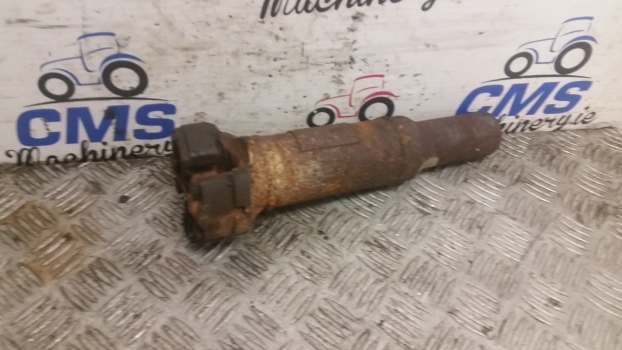 New Holland T5.100, T5.110, T5.120 4wd Propeller Shaft 47643626 - Veio de transmissão para Trator: foto 4 New Holland T5.100, T5.110, T5.120 4wd Propeller Shaft 47643626 - Veio de transmissão para Trator: foto 4