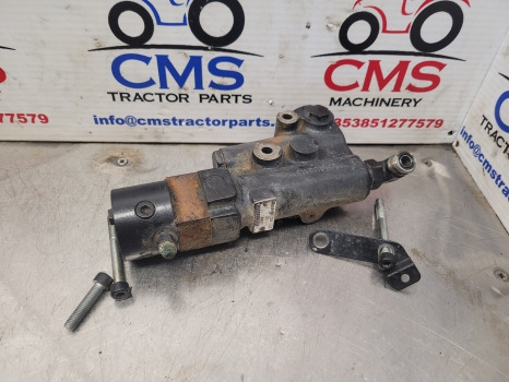 New Holland T5.110, T5.120, T5.130 Trailer Brake Valve 47566037, R917009740 - Peças de freio: foto 1 New Holland T5.110, T5.120, T5.130 Trailer Brake Valve 47566037, R917009740 - Peças de freio: foto 1