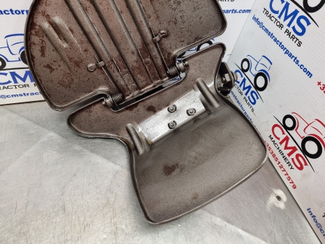 New Holland T5.120, T4, T5 Series Driver Passenger Seat, Frame 48107211 - Banco para Máquina agrícola: foto 4 New Holland T5.120, T4, T5 Series Driver Passenger Seat, Frame 48107211 - Banco para Máquina agrícola: foto 4