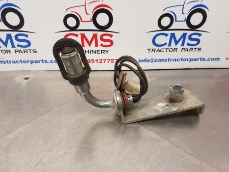 New Holland T5.95, T4, T5, Farmall Rotary Beacon Support 47788367 - Iluminação para Trator: foto 2 New Holland T5.95, T4, T5, Farmall Rotary Beacon Support 47788367 - Iluminação para Trator: foto 2