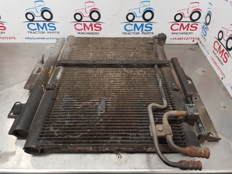 New Holland T6.180 Air Conditioning Condenser Radiator 84485540, 47981847 - Condensador para Trator: foto 5 New Holland T6.180 Air Conditioning Condenser Radiator 84485540, 47981847 - Condensador para Trator: foto 5