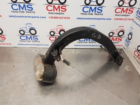 New Holland T6.180, Case Maxxum 115 Front Indicator Light Support Rhs 47705340 - Iluminação para Trator: foto 2 New Holland T6.180, Case Maxxum 115 Front Indicator Light Support Rhs 47705340 - Iluminação para Trator: foto 2