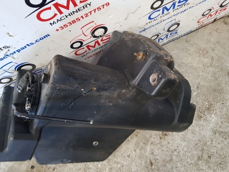 New Holland T6 Steyr Case Maxxum 145 Adblue Tank 47744994, 48049876, 84144089 - Tanque para AdBlue para Trator: foto 4 New Holland T6 Steyr Case Maxxum 145 Adblue Tank 47744994, 48049876, 84144089 - Tanque para AdBlue para Trator: foto 4