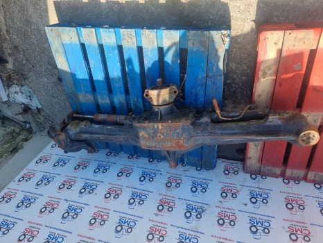 New Holland, T6, T6000 Series T6010 Delta Front Axle Housing Beam 84180939 - Eixo dianteiro: foto 1 New Holland, T6, T6000 Series T6010 Delta Front Axle Housing Beam 84180939 - Eixo dianteiro: foto 1