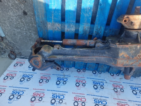 New Holland, T6, T6000 Series T6010 Delta Front Axle Housing Beam 84180939 - Eixo dianteiro: foto 4 New Holland, T6, T6000 Series T6010 Delta Front Axle Housing Beam 84180939 - Eixo dianteiro: foto 4