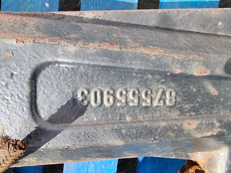 New Holland T6000 Series T6010 Delta Front Axle Housing Beam 84180939 - Eixo dianteiro: foto 4 New Holland T6000 Series T6010 Delta Front Axle Housing Beam 84180939 - Eixo dianteiro: foto 4