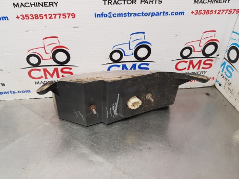 New Holland T6010, T6000, T7000,t7,tail Light With Support Lh 82032773, 87747247 - Iluminação: foto 2 New Holland T6010, T6000, T7000,t7,tail Light With Support Lh 82032773, 87747247 - Iluminação: foto 2