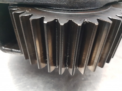 New Holland T7.190, T7, T6000 Case, Rear Axle Gear Carrier Assy 87573468 - Eixo traseiro: foto 5 New Holland T7.190, T7, T6000 Case, Rear Axle Gear Carrier Assy 87573468 - Eixo traseiro: foto 5