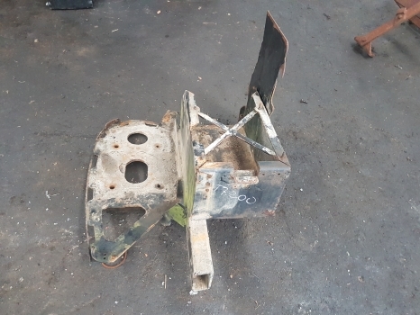 New Holland T7.200, T7.170, T7.185 Battery Box 84402058, 84402062 - Bateria automotiva para Trator: foto 3 New Holland T7.200, T7.170, T7.185 Battery Box 84402058, 84402062 - Bateria automotiva para Trator: foto 3