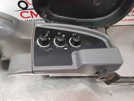 New Holland T7030, T7000, T7, T6, Armrest Assy, Eletronic Unit Control 82032897 - Centralina electrónica: foto 3 New Holland T7030, T7000, T7, T6, Armrest Assy, Eletronic Unit Control 82032897 - Centralina electrónica: foto 3