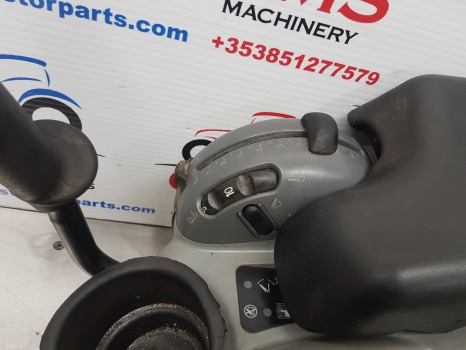 New Holland T7040, T7000, T7 Armrest Assy, Eletronic Unit Control 87756953 - Centralina electrónica: foto 5 New Holland T7040, T7000, T7 Armrest Assy, Eletronic Unit Control 87756953 - Centralina electrónica: foto 5