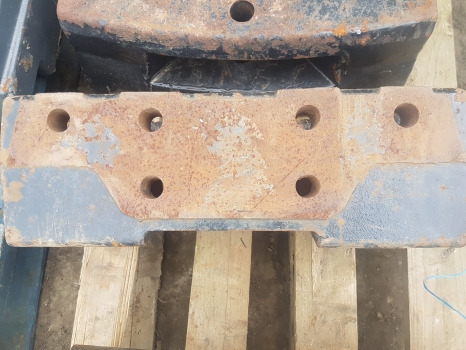 New Holland Tm, Ts, 60 Series Main Weight Carrier Block 82026907, 82014593 - Contrapeso para Máquina agrícola: foto 5 New Holland Tm, Ts, 60 Series Main Weight Carrier Block 82026907, 82014593 - Contrapeso para Máquina agrícola: foto 5