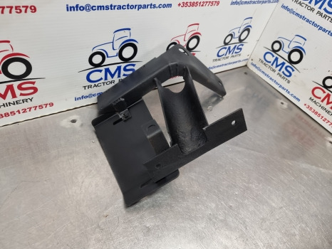 New Holland Tm, Ts, Tl, 60, 40 Series Mudguard Extension Lhs 82029986 - Para-lama: foto 2 New Holland Tm, Ts, Tl, 60, 40 Series Mudguard Extension Lhs 82029986 - Para-lama: foto 2