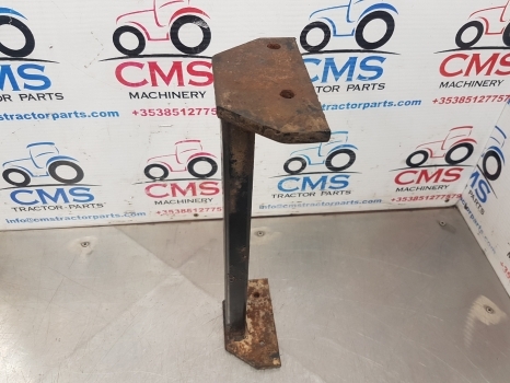 New Holland Tm150, 115, 125, 135, 165 Battery Support Column Rhs 82017454 - Bateria automotiva para Trator: foto 2 New Holland Tm150, 115, 125, 135, 165 Battery Support Column Rhs 82017454 - Bateria automotiva para Trator: foto 2