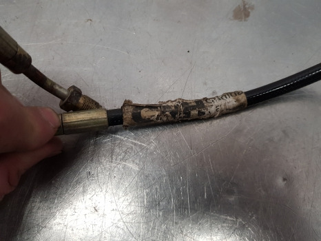 New Holland Tm175, Tm190, Mxm175, Mxm190 Brake Line 5196324 - Linha/ Mangueira de freio para Máquina agrícola: foto 3 New Holland Tm175, Tm190, Mxm175, Mxm190 Brake Line 5196324 - Linha/ Mangueira de freio para Máquina agrícola: foto 3