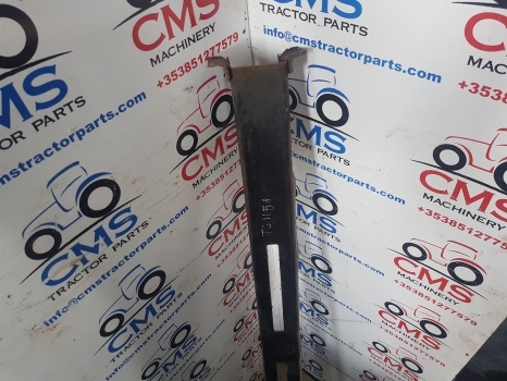 New Holland Ts115a, Ts110, Ts110,a Ts130a Propeller Shaft Shield 47126816 - Veio de transmissão para Trator: foto 2 New Holland Ts115a, Ts110, Ts110,a Ts130a Propeller Shaft Shield 47126816 - Veio de transmissão para Trator: foto 2