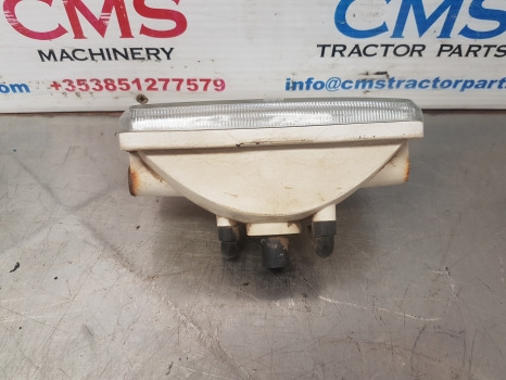 New Holland Ts115a, Ts110 Work Lamp Light 82031075, 82031071, 82031070 - Iluminação: foto 3 New Holland Ts115a, Ts110 Work Lamp Light 82031075, 82031071, 82031070 - Iluminação: foto 3