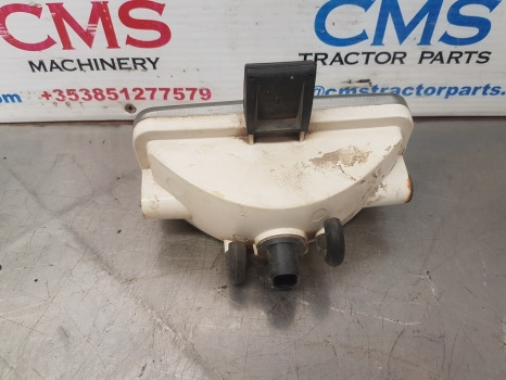 New Holland Ts115a, Ts110 Work Lamp Light 82031075, 82031071, 82031070 - Iluminação: foto 2 New Holland Ts115a, Ts110 Work Lamp Light 82031075, 82031071, 82031070 - Iluminação: foto 2