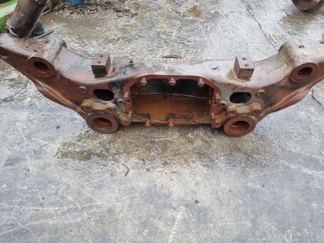Renault Ares 836, 656 Rx/rz Front Axle Beam Housing 12057, 6000104413 - Eixo dianteiro: foto 4 Renault Ares 836, 656 Rx/rz Front Axle Beam Housing 12057, 6000104413 - Eixo dianteiro: foto 4