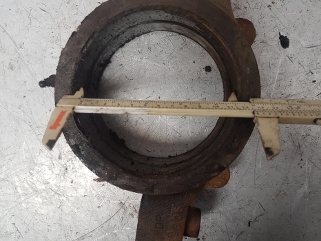 Same Lamborghini Deutz Rubin 120 Front Axle Support 0.011.2344.3/10, 001123440 - Eixo dianteiro para Trator: foto 5 Same Lamborghini Deutz Rubin 120 Front Axle Support 0.011.2344.3/10, 001123440 - Eixo dianteiro para Trator: foto 5