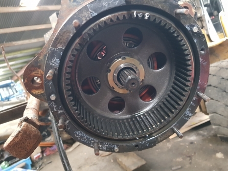Same Lamborghini R955, R784 Front Axle Nt 169/171 4310.0, 226.4333.0, 178.4313.0 - Eixo dianteiro para Trator: foto 3 Same Lamborghini R955, R784 Front Axle Nt 169/171 4310.0, 226.4333.0, 178.4313.0 - Eixo dianteiro para Trator: foto 3