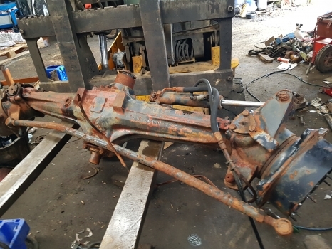 Same Lamborghini R955, R784 Front Axle Nt 169/171 4310.0, 226.4333.0, 178.4313.0 - Eixo dianteiro para Trator: foto 1 Same Lamborghini R955, R784 Front Axle Nt 169/171 4310.0, 226.4333.0, 178.4313.0 - Eixo dianteiro para Trator: foto 1