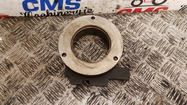 Same Rubin 120, 150 Iron, Silver, Titan Transmission Oil Flange 0.008.5312.4 - Transmissão para Trator: foto 5 Same Rubin 120, 150 Iron, Silver, Titan Transmission Oil Flange 0.008.5312.4 - Transmissão para Trator: foto 5