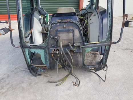 Valmet 8550e, 8150e, 8000 E, Hi Series Complete Cab As Pictures V32569420 - Cabine: foto 5 Valmet 8550e, 8150e, 8000 E, Hi Series Complete Cab As Pictures V32569420 - Cabine: foto 5