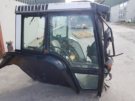 Valmet 8550e, 8150e, 8000 E, Hi Series Complete Cab As Pictures V32569420 - Cabine: foto 4 Valmet 8550e, 8150e, 8000 E, Hi Series Complete Cab As Pictures V32569420 - Cabine: foto 4