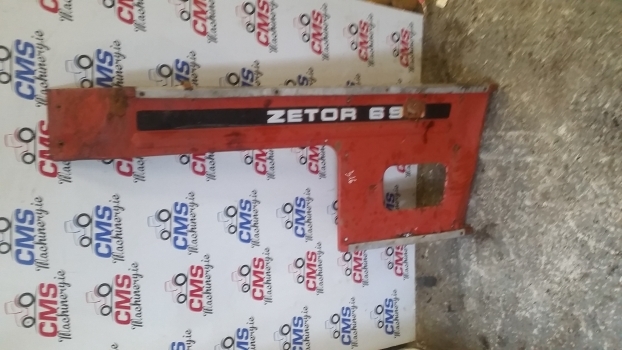 Zetor 6911 Engine Side Panel Right - Carroceria e exterior para Trator: foto 1 Zetor 6911 Engine Side Panel Right - Carroceria e exterior para Trator: foto 1