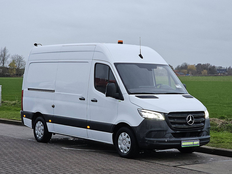 Mercedes-Benz Sprinter 315 CDI L2H2 PRO - Furgão: foto 4 Mercedes-Benz Sprinter 315 CDI L2H2 PRO - Furgão: foto 4