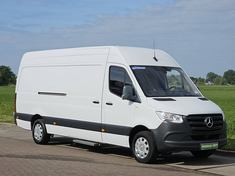 Mercedes-Benz Sprinter 316 CDI AUT. L3H2 - Furgão: foto 4 Mercedes-Benz Sprinter 316 CDI AUT. L3H2 - Furgão: foto 4