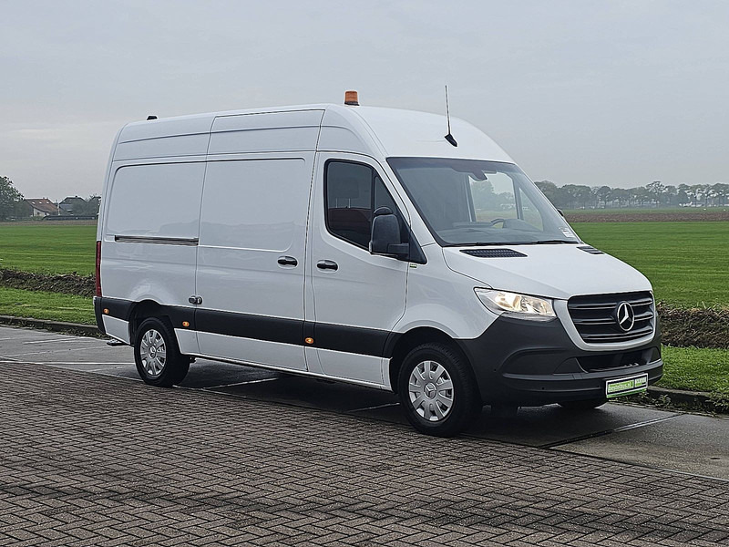 Mercedes-Benz Sprinter 317 ac automaat EURO6 - Furgão: foto 4 Mercedes-Benz Sprinter 317 ac automaat EURO6 - Furgão: foto 4
