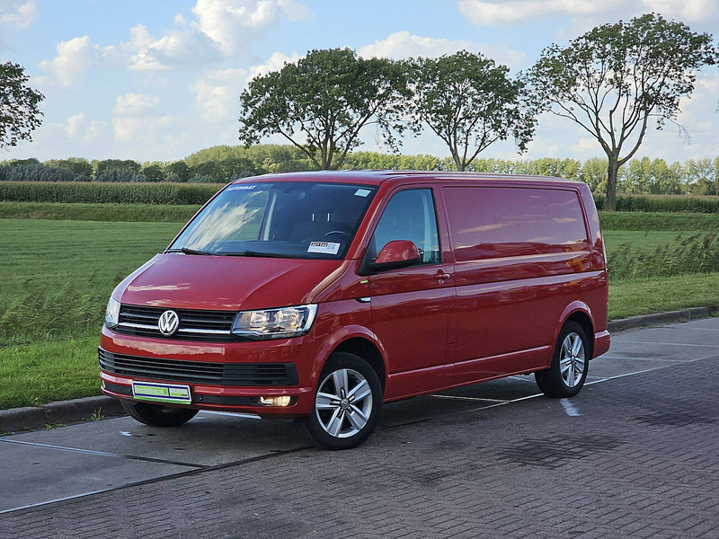 Volkswagen Transporter 2.0 TDI 150 AUT. EDITION L2 - Furgão compacto: foto 2 Volkswagen Transporter 2.0 TDI 150 AUT. EDITION L2 - Furgão compacto: foto 2