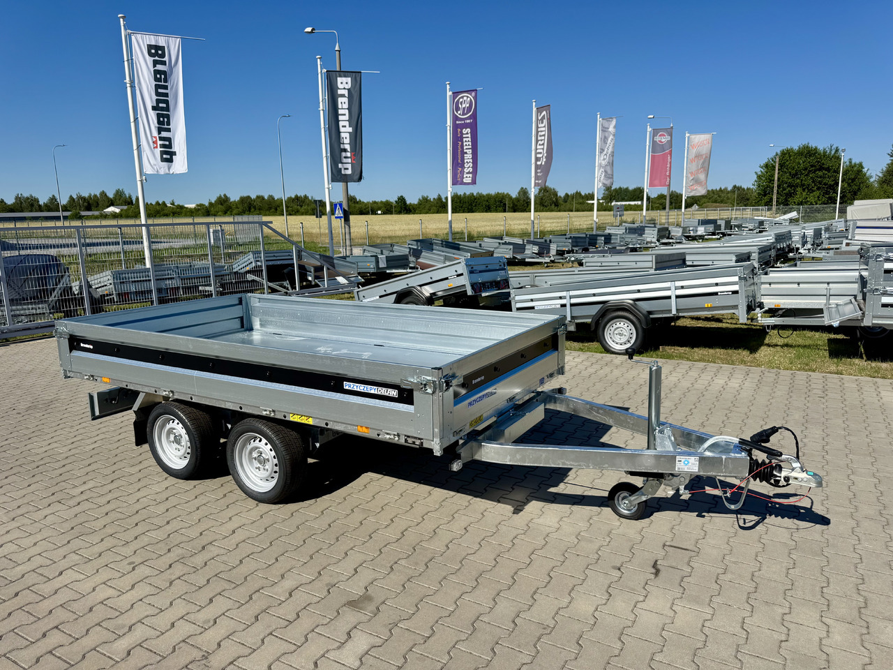 BRENDERUP BT4310STB2700 + najazdy ALU | 308 x 168 cm | 2700kg - Reboque basculante: foto 3 BRENDERUP BT4310STB2700 + najazdy ALU | 308 x 168 cm | 2700kg - Reboque basculante: foto 3