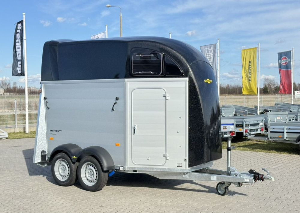HUMBAUR Xanthos Aero 2400 - przyczepa dla dwóch koni, siodlarnia - Reboque para cavalos: foto 2 HUMBAUR Xanthos Aero 2400 - przyczepa dla dwóch koni, siodlarnia - Reboque para cavalos: foto 2