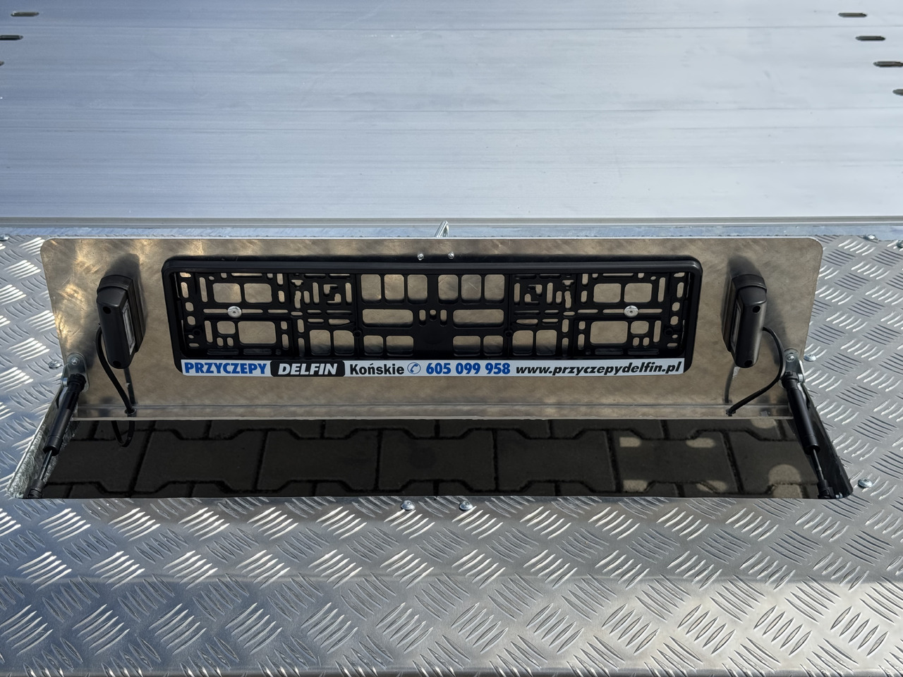 WIOLA L27G45P - Reboque para carros: foto 5 WIOLA L27G45P - Reboque para carros: foto 5