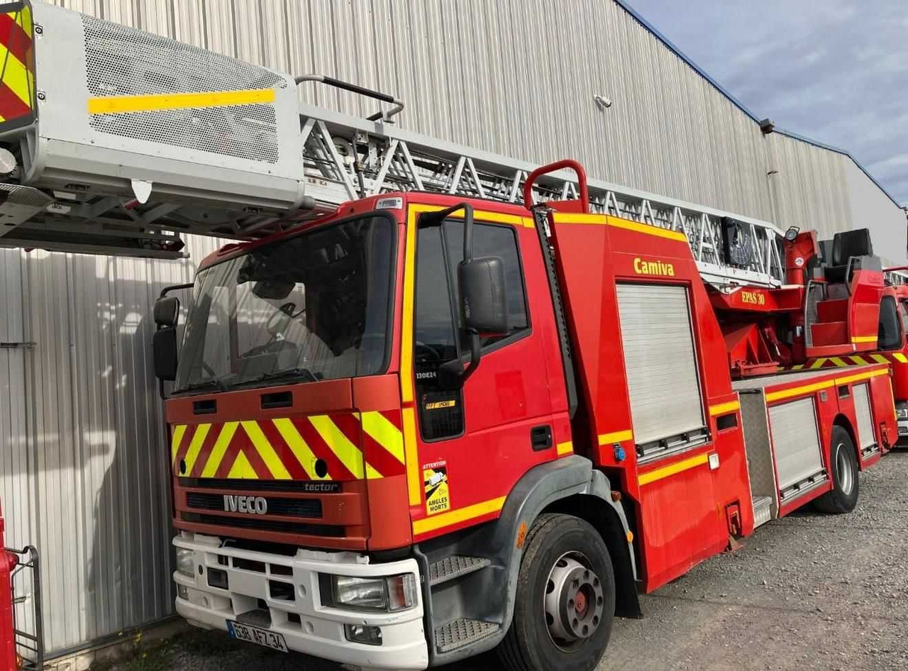 Drabina strażacka 30 m , IVECO Eurocargo Tector 130E24, Camiva EPAS 30 - Carro de bombeiro: foto 1 Drabina strażacka 30 m , IVECO Eurocargo Tector 130E24, Camiva EPAS 30 - Carro de bombeiro: foto 1