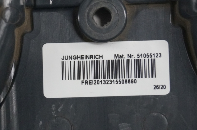 Jungheinrich 51055123 | back cover accelarator EJE EJD EJC sn FREI 2013231550690 - Carroceria e exterior para Equipamento de movimentação: foto 3 Jungheinrich 51055123 | back cover accelarator EJE EJD EJC sn FREI 2013231550690 - Carroceria e exterior para Equipamento de movimentação: foto 3