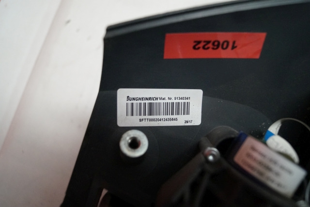 Jungheinrich 51340341 | Rijschakelaar control handle for ERE225 with fixed platf - Sistema elétrico para Equipamento de movimentação: foto 3 Jungheinrich 51340341 | Rijschakelaar control handle for ERE225 with fixed platf - Sistema elétrico para Equipamento de movimentação: foto 3