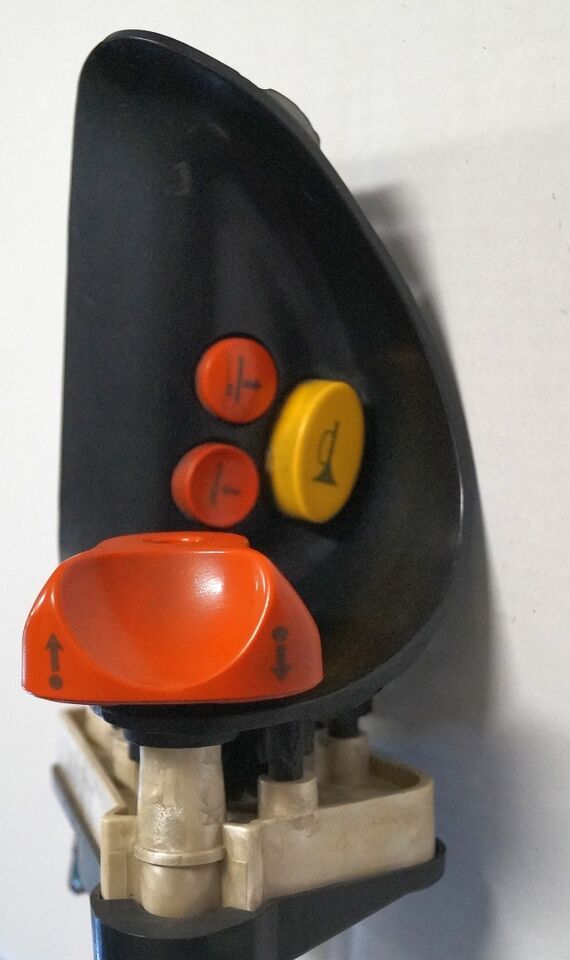 Linde 1443605100 | Rijschakelaar Control handle Control module - Sistema elétrico para Equipamento de movimentação: foto 1 Linde 1443605100 | Rijschakelaar Control handle Control module - Sistema elétrico para Equipamento de movimentação: foto 1