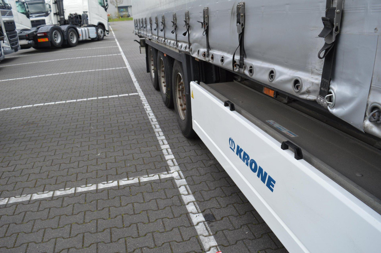 Krone SDP Profi Liner Standard Lifting Axle - Semi-reboque de lona: foto 4 Krone SDP Profi Liner Standard Lifting Axle - Semi-reboque de lona: foto 4