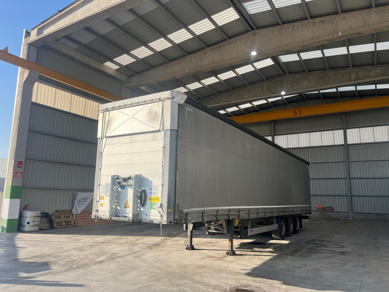 Semi-reboque de lona Schmitz Cargobull SCS24/L Varios: foto 1