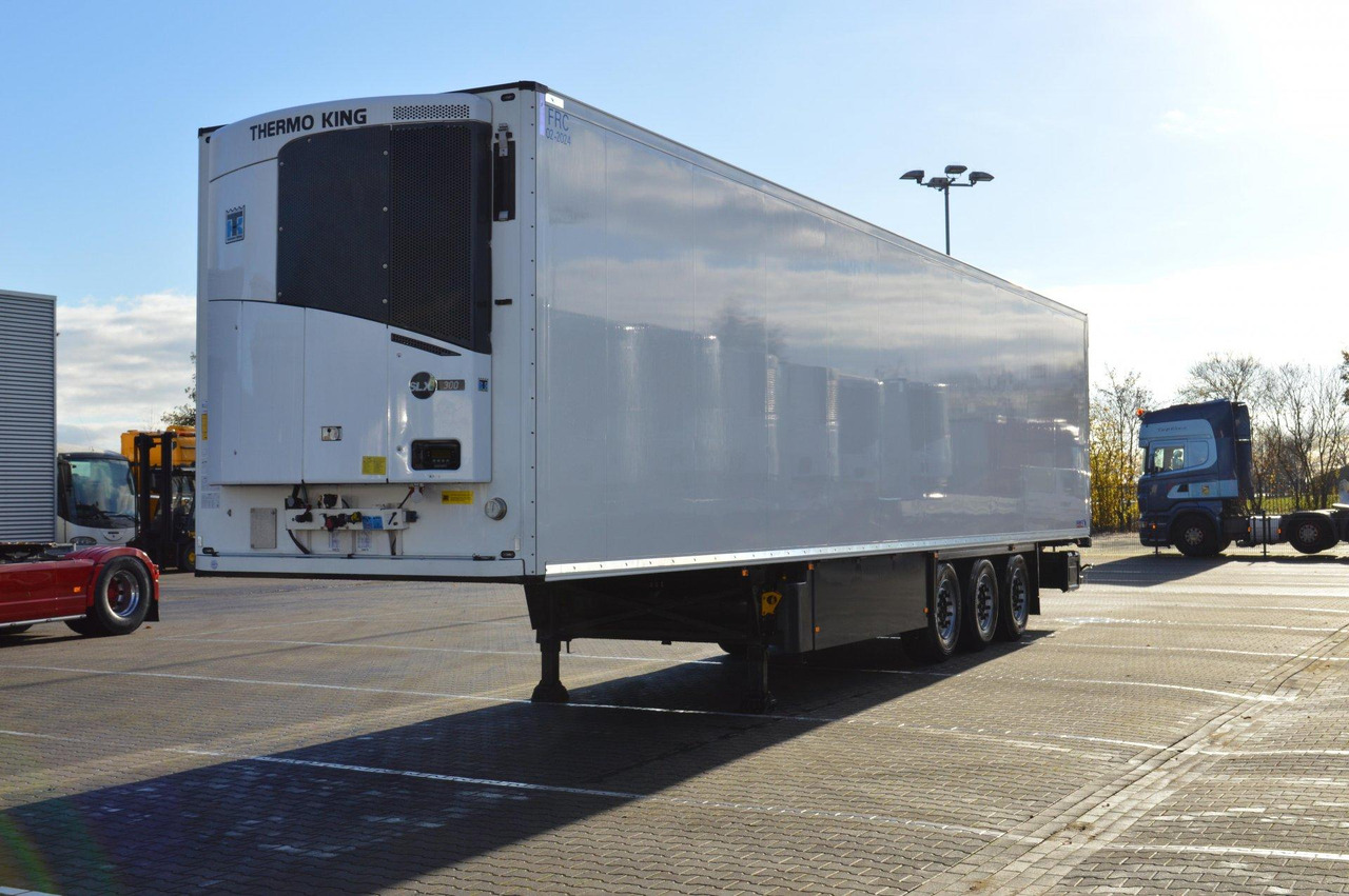 Schmitz Cargobull SKO FP 45 ThermoKing SLXi 300 - Semi-reboque frigorífico: foto 1 Schmitz Cargobull SKO FP 45 ThermoKing SLXi 300 - Semi-reboque frigorífico: foto 1