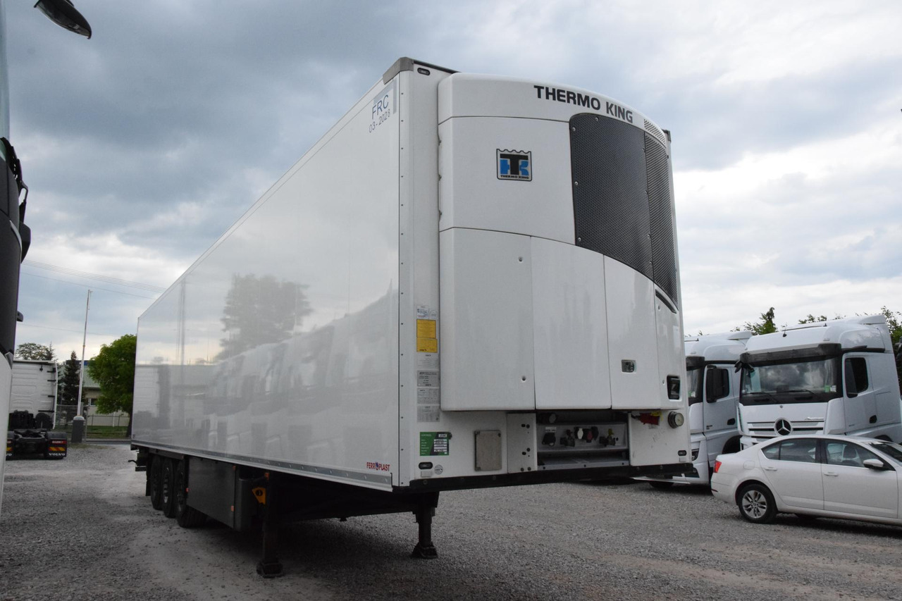 Schmitz Cargobull SKO FP 60 ThermoKing SLXi 300 - Semi-reboque frigorífico: foto 3 Schmitz Cargobull SKO FP 60 ThermoKing SLXi 300 - Semi-reboque frigorífico: foto 3
