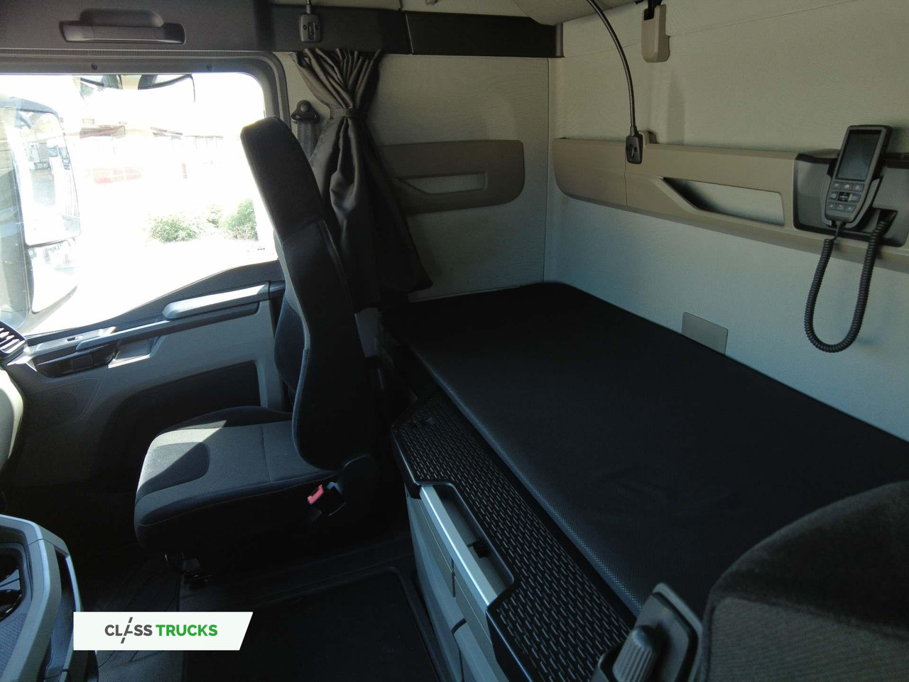 Tractor MAN TGX 18.510 GX, 14 Gears: foto 12