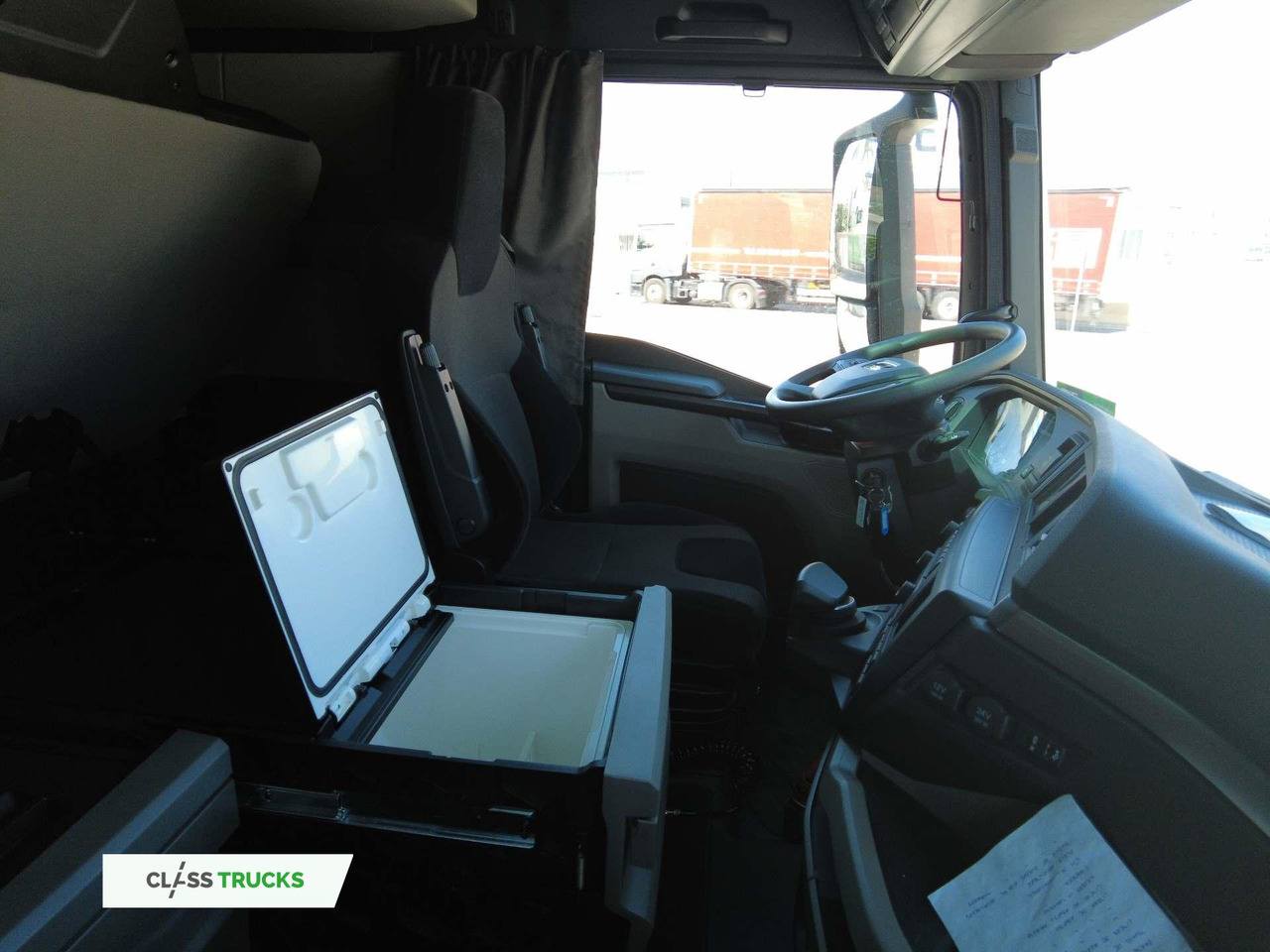 Tractor MAN TGX 18.510 GX, 14 Gears: foto 24